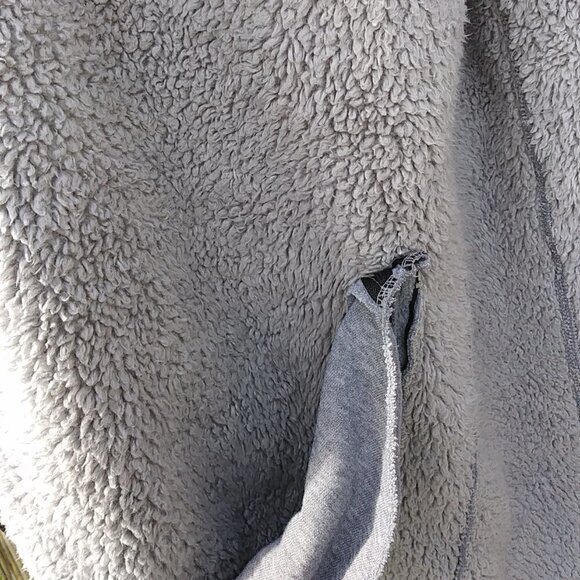 Reebok Fleece Faux Sherpa-Lined Hooded Jacket - S - Picture 14 of 15